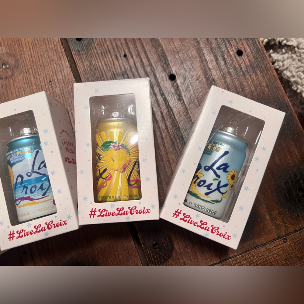 5 LaCroix Christmas ornaments - Picture 3 of 5